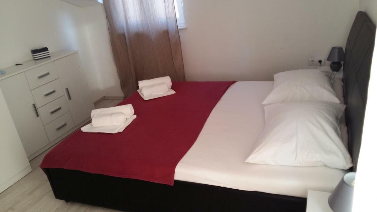 Apartments Durda Sibenik Ngoại thất bức ảnh